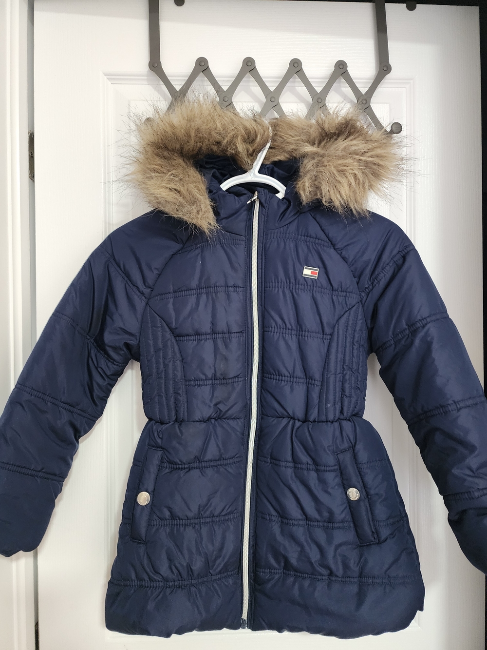 EUC Tommy Hilfiger Girls Navy Hooded Puffer with Faux Fur Trim